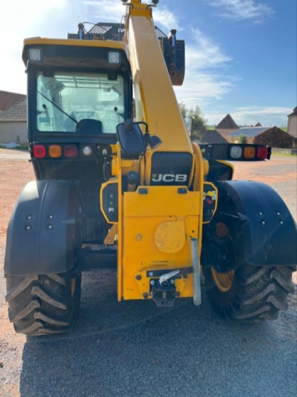 Teleskoplader van het type JCB 532-60 AGRI, Gebrauchtmaschine in CHAMPLECY (Foto 2)