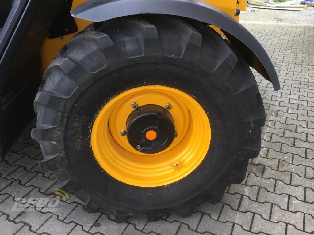 Teleskoplader van het type JCB 532-60 AGRI, Gebrauchtmaschine in Neuenkirchen-Vörden (Foto 18)