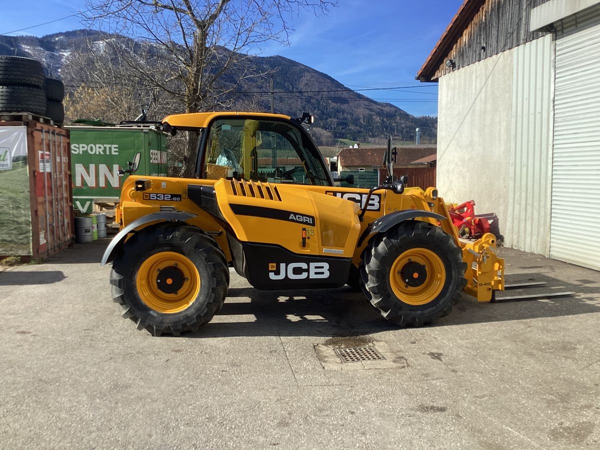 Teleskoplader van het type JCB 532-60, Neumaschine in Micheldorf / OÖ (Foto 2)