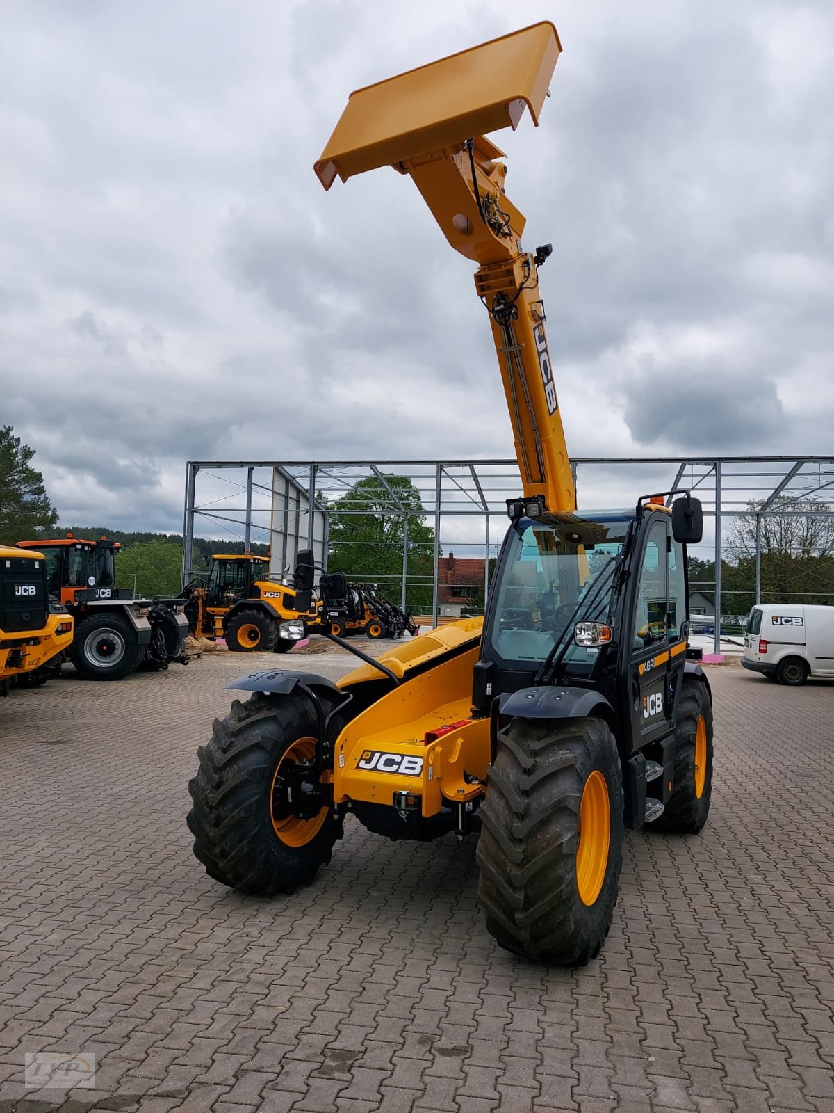 Teleskoplader от тип JCB 532-70 Agri Demomaschine, Gebrauchtmaschine в Pegnitz (Снимка 2)