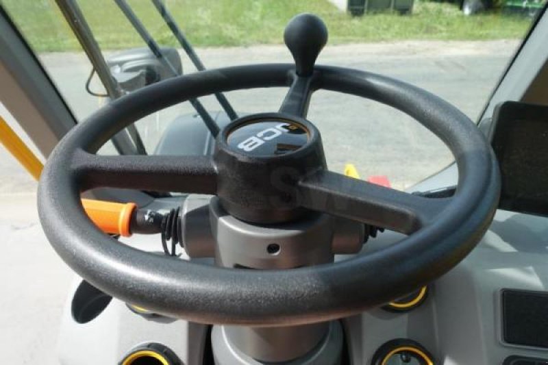 Teleskoplader tip JCB 532 70 Agri Extra DTVT 150 CV, Gebrauchtmaschine in Sorée (Poză 7)