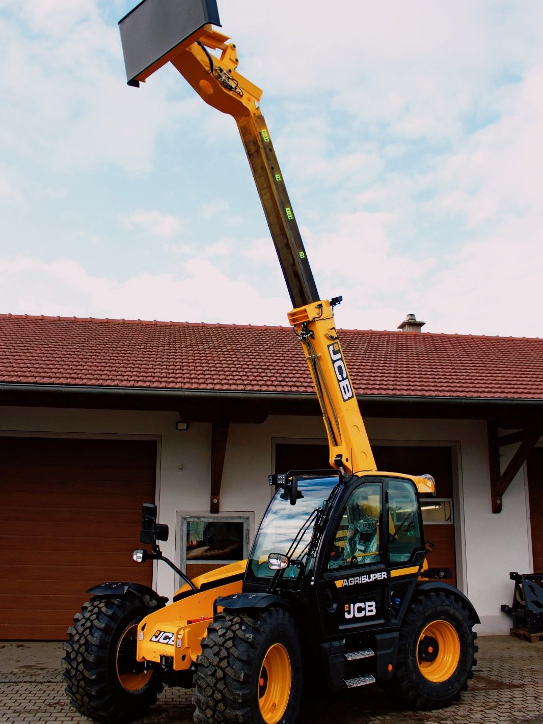 Teleskoplader a típus JCB 532-70, Neumaschine ekkor: Niedertaufkirchen (Kép 10)