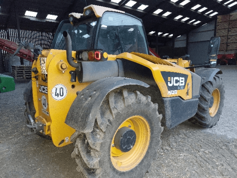 Teleskoplader van het type JCB 536-60 AGRI, Gebrauchtmaschine in Wargnies Le Grand (Foto 3)