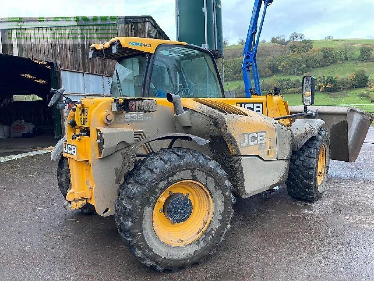 Teleskoplader of the type JCB 536-60, Gebrauchtmaschine in SHREWSBURRY (Picture 2)