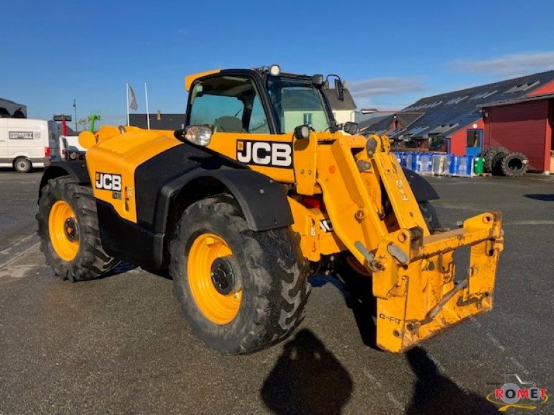 Teleskoplader of the type JCB 536-70, Gebrauchtmaschine in Gennes sur glaize (Picture 1)