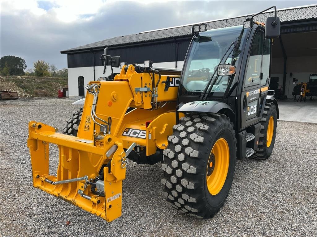 Teleskoplader of the type JCB 536-95 Agri Xtra, Gebrauchtmaschine in Mariager (Picture 3)