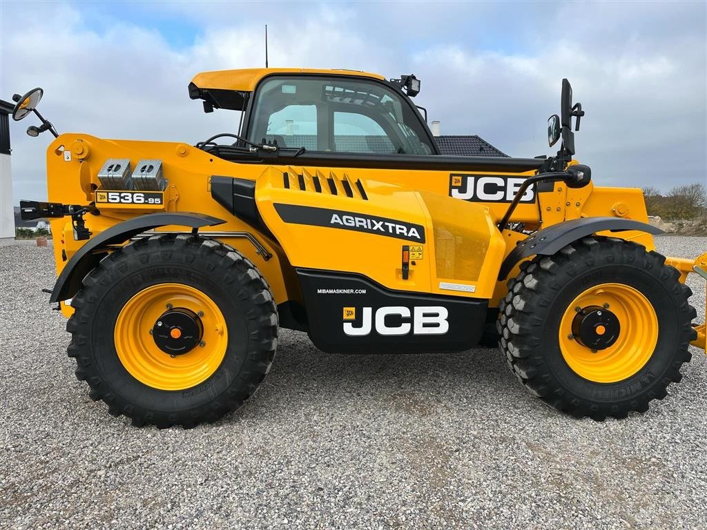 Teleskoplader van het type JCB 536-95 Agri Xtra, Gebrauchtmaschine in Mariager (Foto 6)