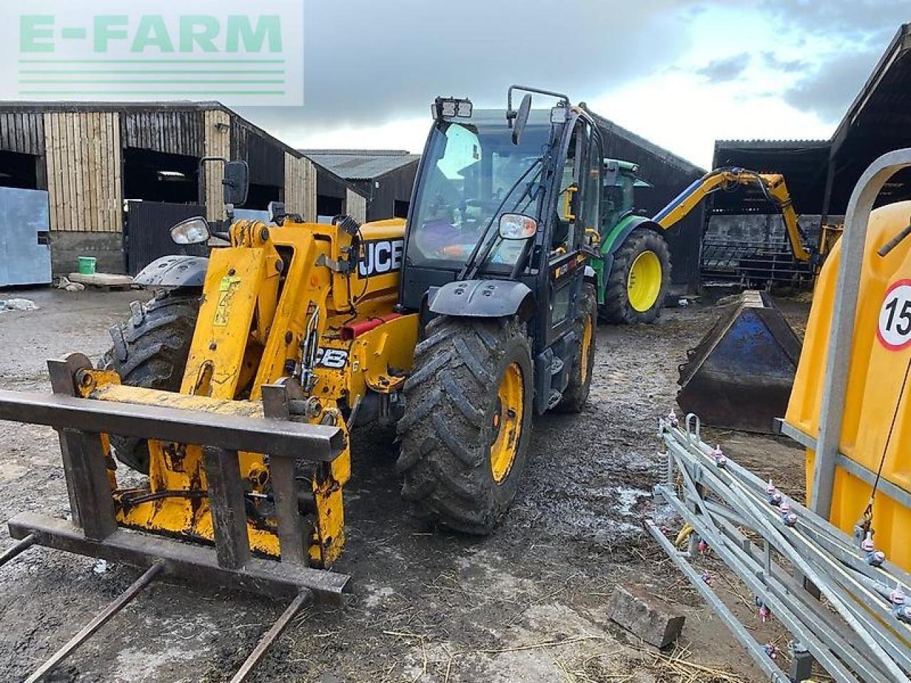 Teleskoplader of the type JCB 538-60 agri xtra, Gebrauchtmaschine in SHREWSBURRY (Picture 3)