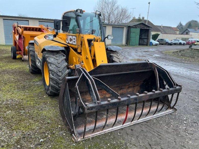 Teleskoplader tip JCB 538.70AGRI SUP, Gebrauchtmaschine in les hayons (Poză 1)