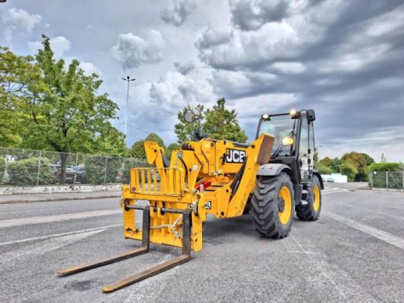 Teleskoplader от тип JCB 540 180 HiViz, Gebrauchtmaschine в senlis (Снимка 1)