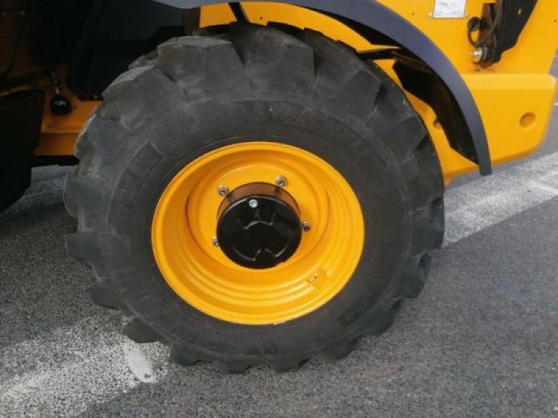 Teleskoplader del tipo JCB 540-180, Gebrauchtmaschine en senlis (Imagen 9)