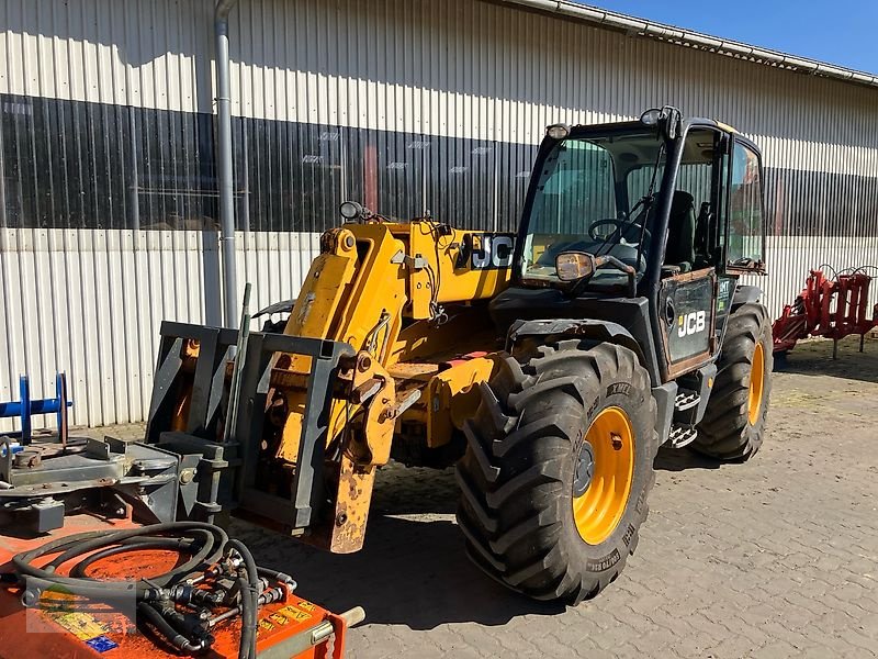 Teleskoplader van het type JCB 541-70 Agri Plus *Neue Michelin Reifen*, Gebrauchtmaschine in Salsitz (Foto 1)