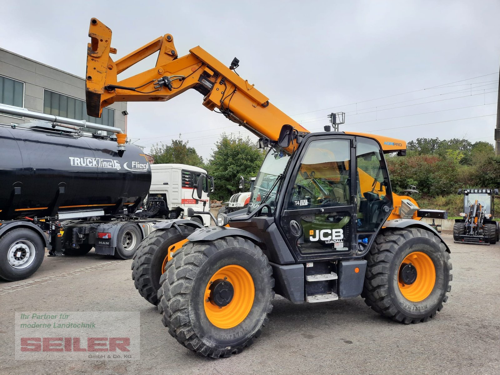 Teleskoplader van het type JCB 541-70 Agri Pro DualTec-VT 40km/h, Gebrauchtmaschine in Ansbach (Foto 1)