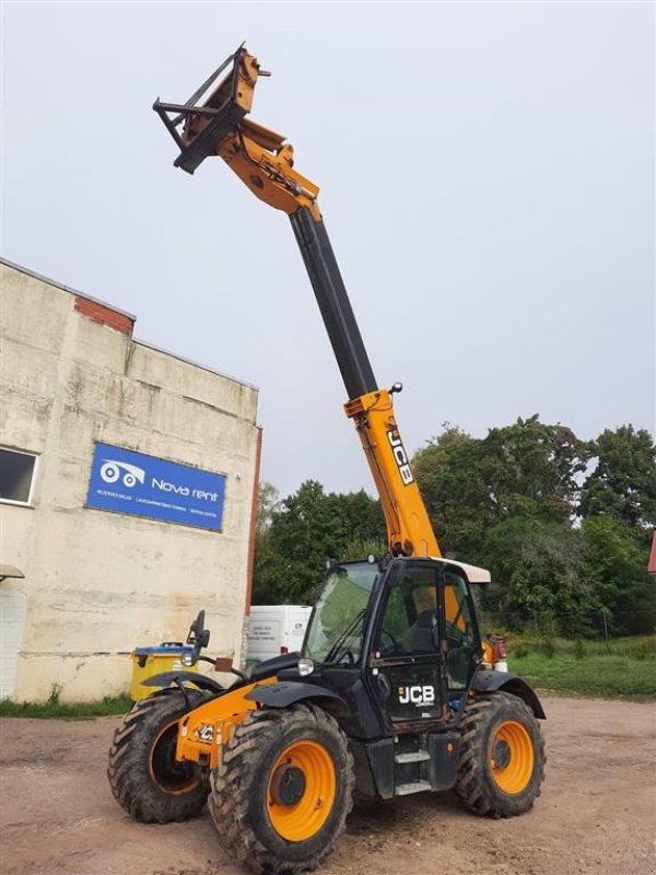 Teleskoplader tip JCB 541-70 AGRI-SUPER Pallegafler, Hitch krog, Aircondition, Central smørring. Ring til Ulrik på 40255544. Jeg snakker Jysk, tysk og engelsk., Gebrauchtmaschine in Kolding (Poză 3)