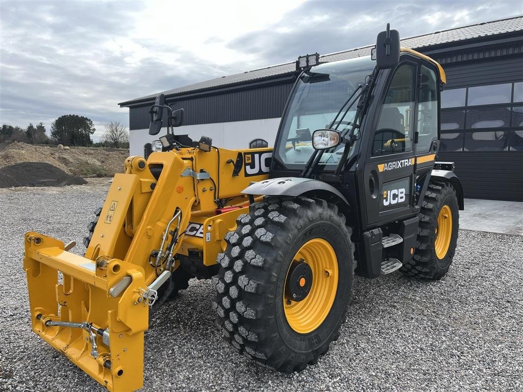 Teleskoplader typu JCB 542-70 AGRI EXTRA, Gebrauchtmaschine w Mariager (Zdjęcie 2)