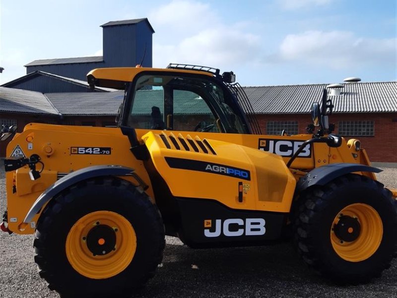 Teleskoplader Türe ait JCB 542-70 AGRI PRO årg 2020 kun kørt 1738 timer, Gebrauchtmaschine içinde Bylderup-Bov