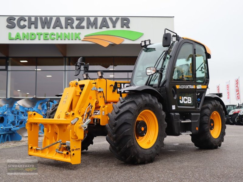 Teleskoplader of the type JCB 542-70 Agri Super DT, Vorführmaschine in Gampern (Picture 1)