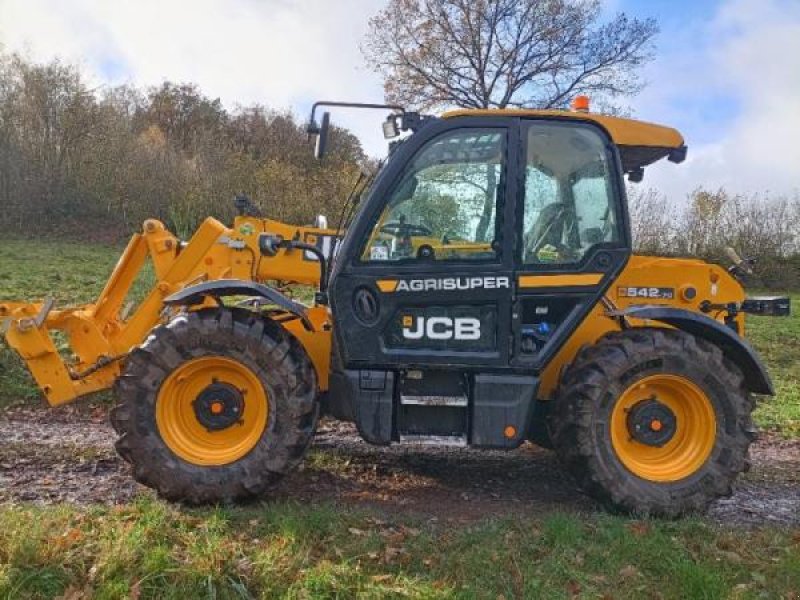 Teleskoplader of the type JCB 542-70 Agri Super DTVT 130 CV, Gebrauchtmaschine in Sorée (Picture 1)