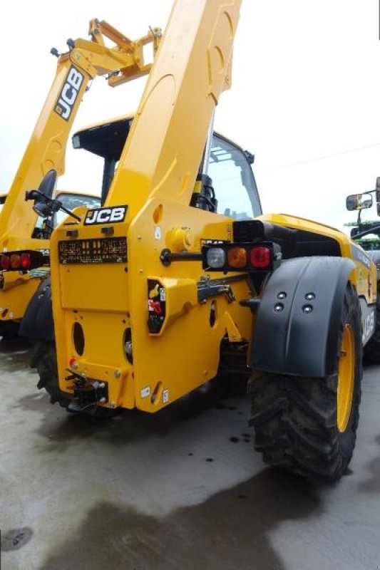 Teleskoplader du type JCB 542 70 Agri Super Powershift 6 vitesses, Gebrauchtmaschine en Sorée (Photo 4)