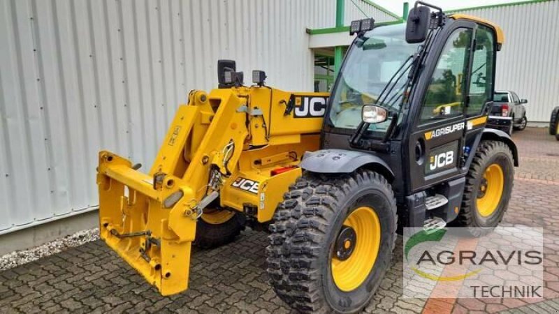 Teleskoplader of the type JCB 542-70 AGRI SUPER SWAY STUFE V, Gebrauchtmaschine in Königslutter (Picture 1)