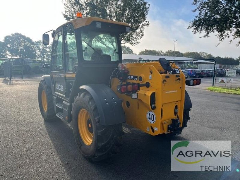 Teleskoplader of the type JCB 542-70 AGRI XTRA STUFE V, Gebrauchtmaschine in Meppen (Picture 4)