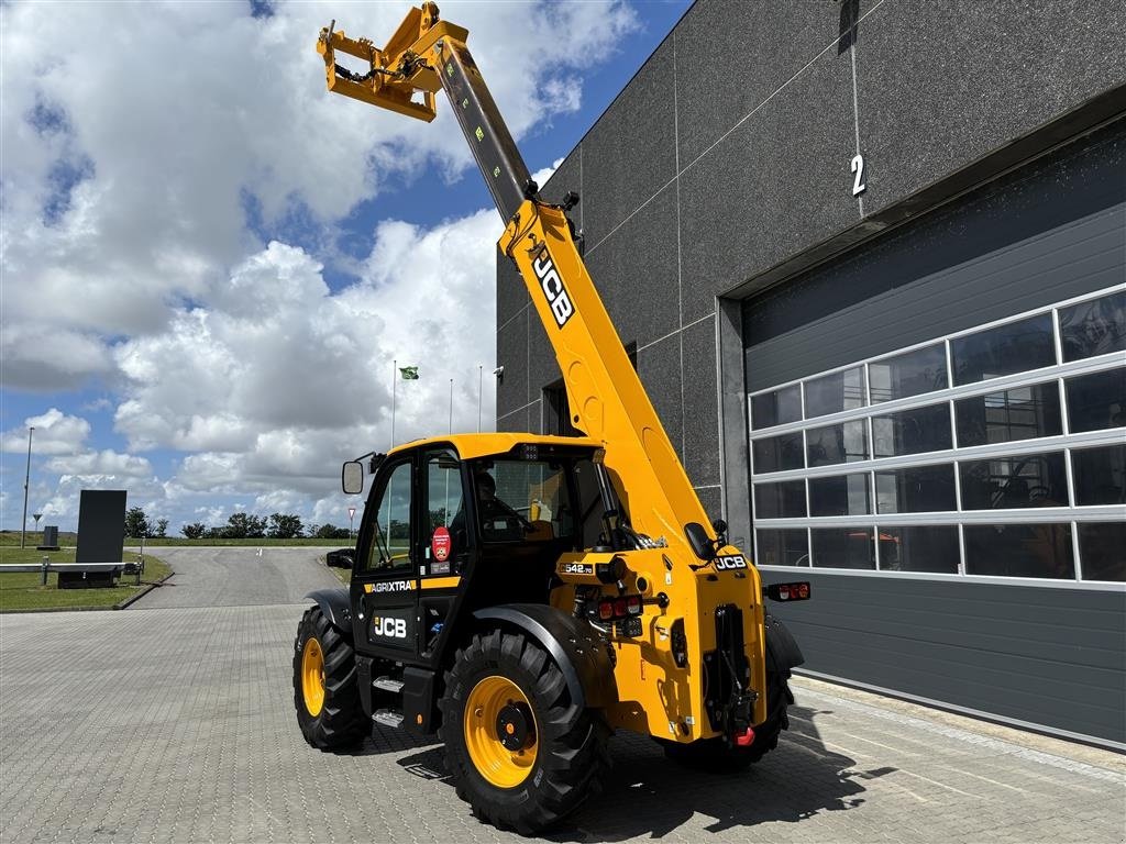 Teleskoplader типа JCB 542-70 AGRI XTRA, Gebrauchtmaschine в Skærbæk (Фотография 3)