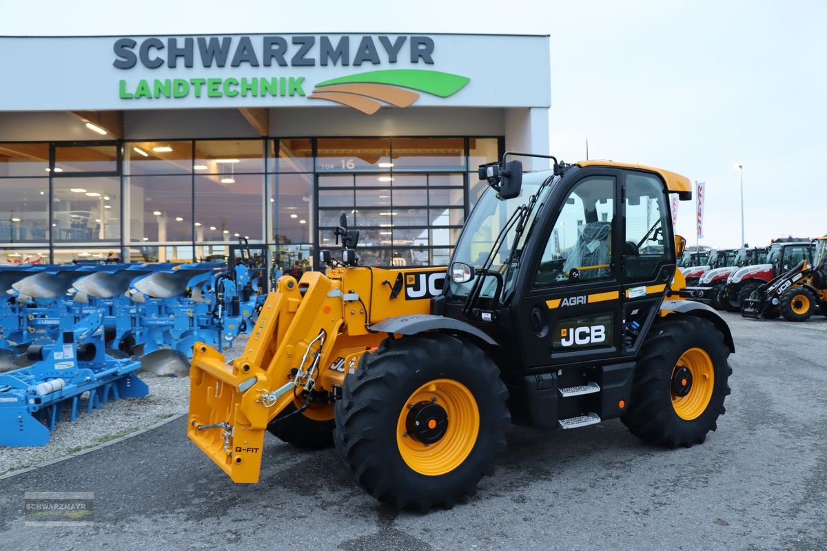 Teleskoplader van het type JCB 542-70 Agri, Vorführmaschine in Gampern (Foto 1)