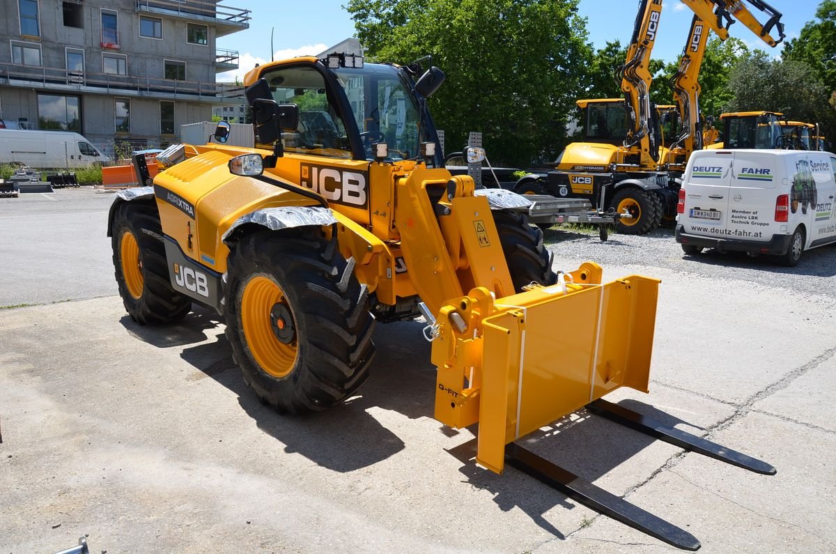 Teleskoplader του τύπου JCB 542-70 Dual Tech, Neumaschine σε Wien (Φωτογραφία 1)