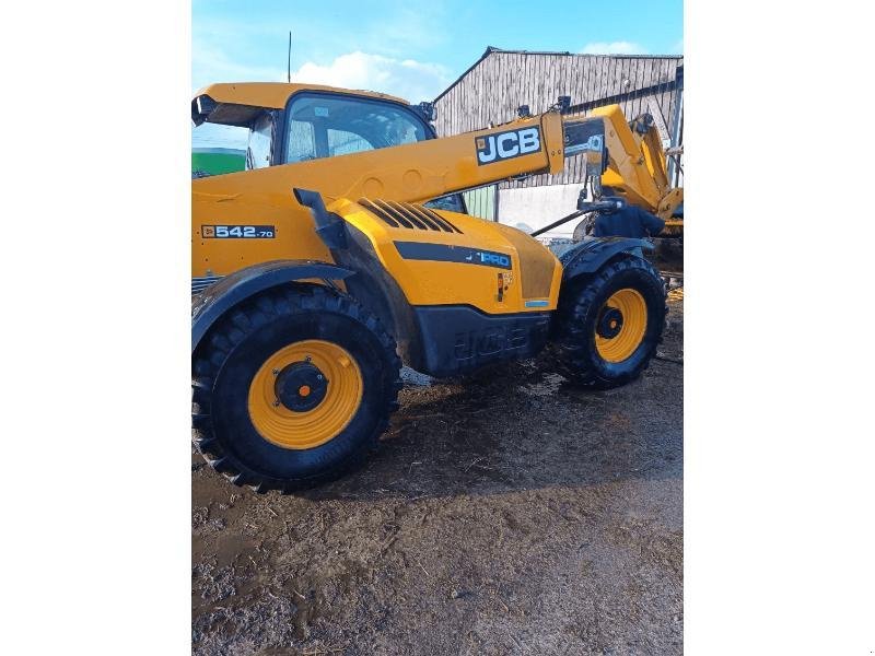 Teleskoplader van het type JCB 542-70, Gebrauchtmaschine in Wargnies Le Grand (Foto 3)