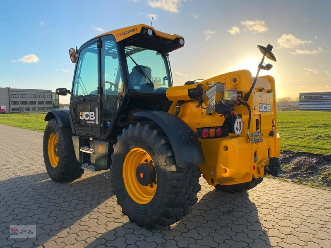 Teleskoplader tipa JCB 560-80 AGRI SUPER MIT DRUCKLUFT, Gebrauchtmaschine u Oyten (Slika 7)