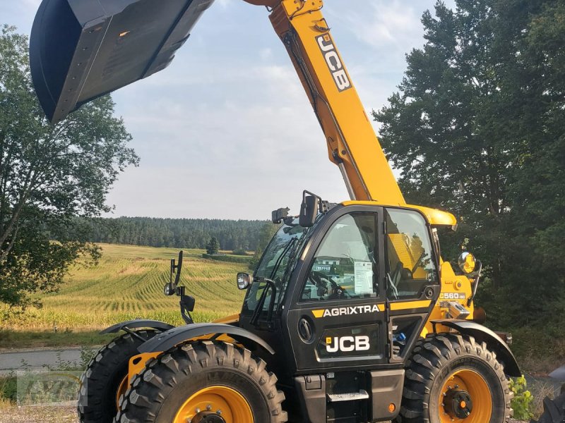 Teleskoplader of the type JCB 560-80 Agri-xtra Dual Tec, Neumaschine in Pegnitz