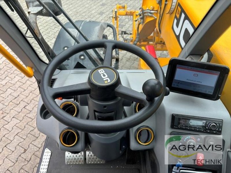 Teleskoplader typu JCB 560-80 AGRI XTRA DUALTEC, Gebrauchtmaschine w Meppen (Zdjęcie 8)