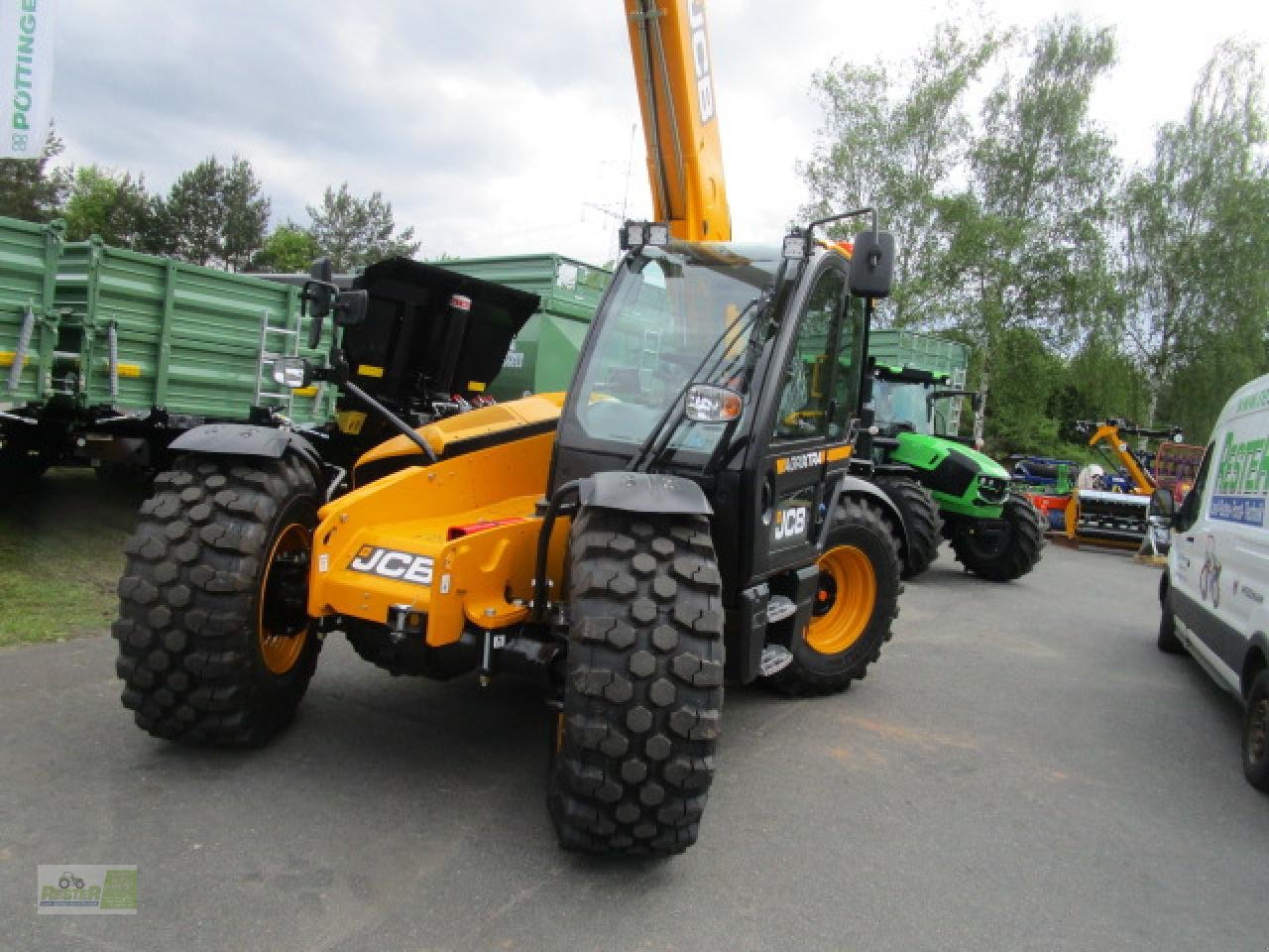 Teleskoplader typu JCB AgriXtra 542.70 VT Getriebe, Gebrauchtmaschine v Wernberg-Köblitz (Obrázek 3)