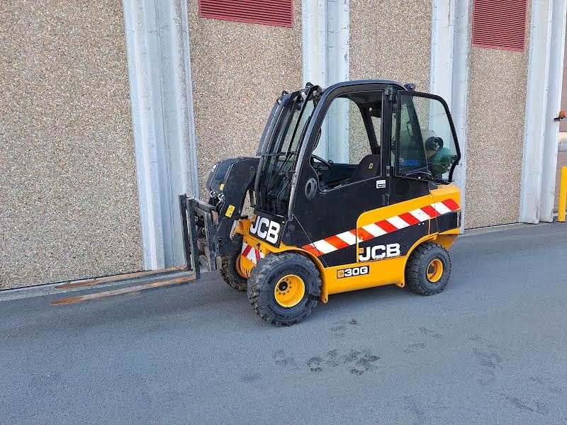 Teleskoplader a típus JCB TLT 30 G, Gebrauchtmaschine ekkor: Waregem