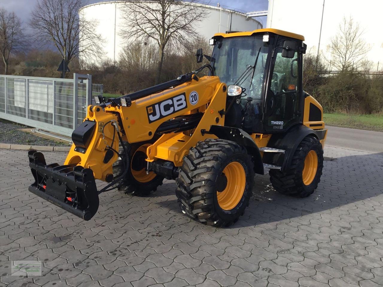 Teleskoplader van het type JCB TM 220 Agri, Neumaschine in Nordstemmen (Foto 1)