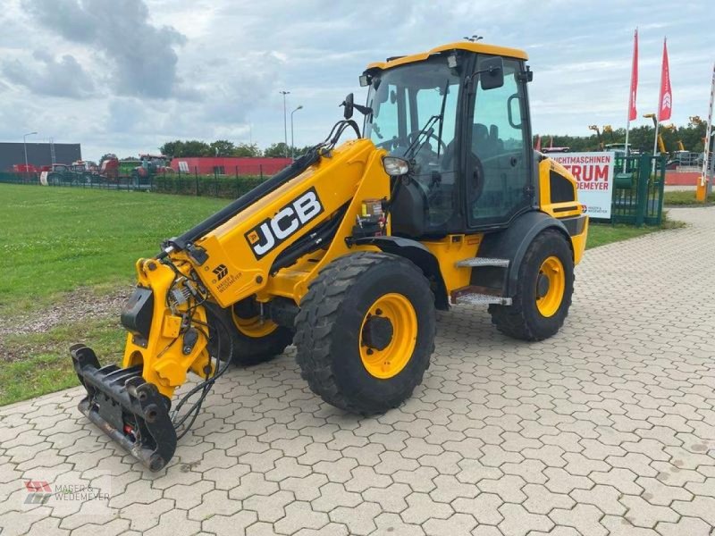 Teleskoplader typu JCB TM 220 TELESKOPRADLADER, Gebrauchtmaschine v Oyten (Obrázek 1)