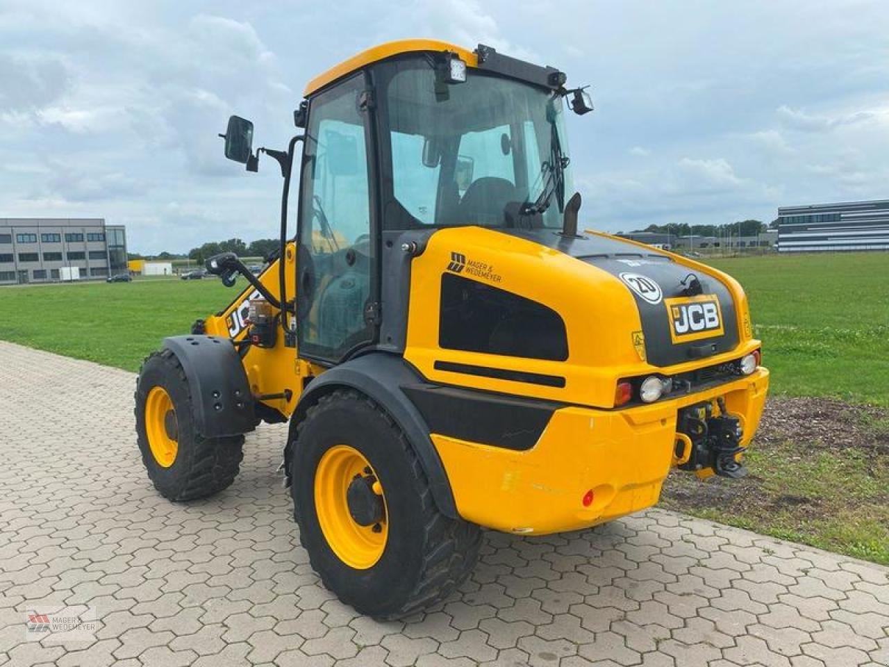 Teleskoplader van het type JCB TM 220 TELESKOPRADLADER, Gebrauchtmaschine in Oyten (Foto 7)