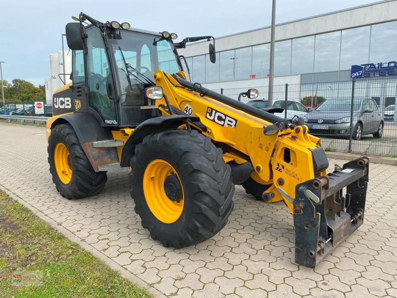 Teleskoplader des Typs JCB TM 310S TELESKOPRADLADER, Gebrauchtmaschine in Oyten (Bild 3)