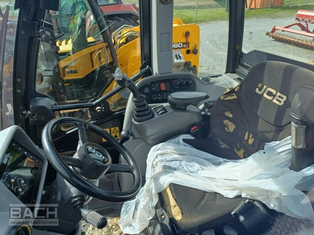 Teleskoplader typu JCB TM 320, Gebrauchtmaschine v Boxberg-Seehof (Obrázok 4)