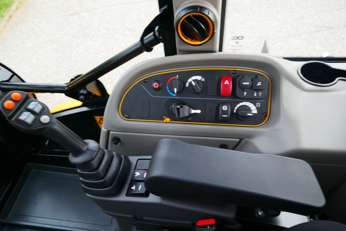 Teleskoplader del tipo JCB TM 320, Gebrauchtmaschine en Villach (Imagen 4)