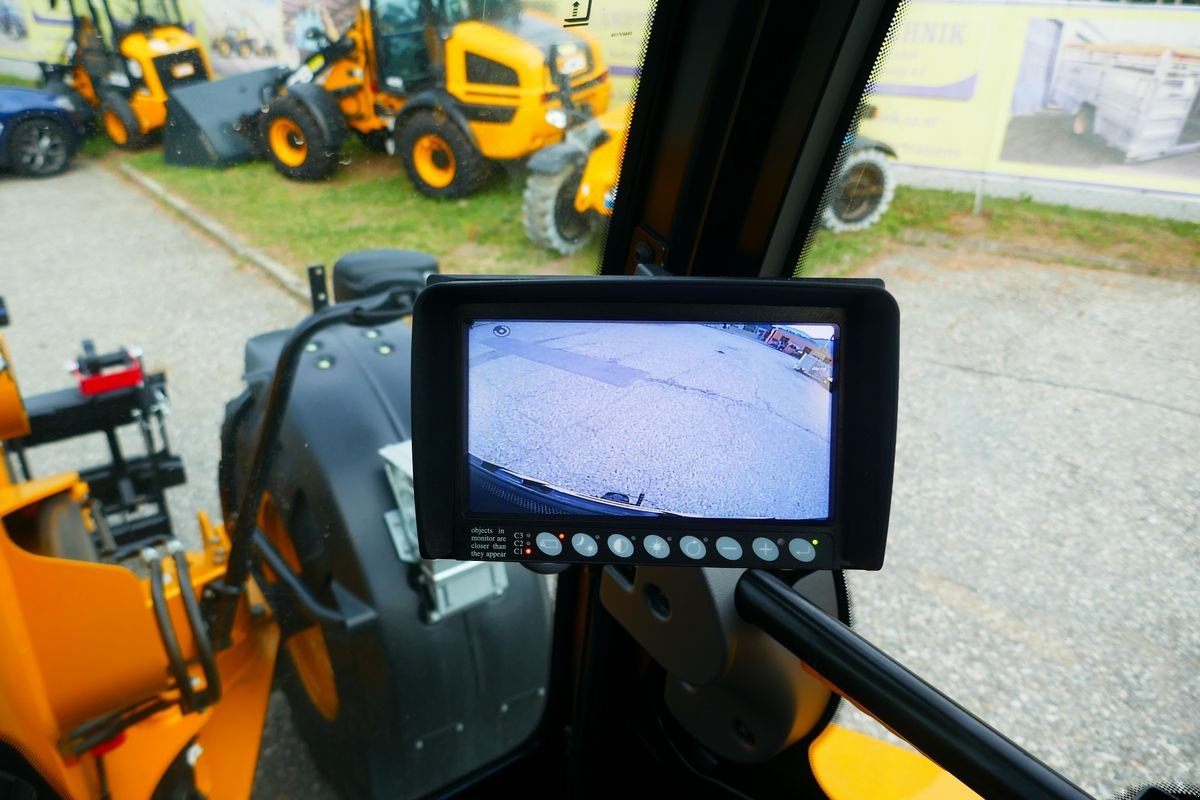 Teleskoplader van het type JCB TM 320, Gebrauchtmaschine in Villach (Foto 7)