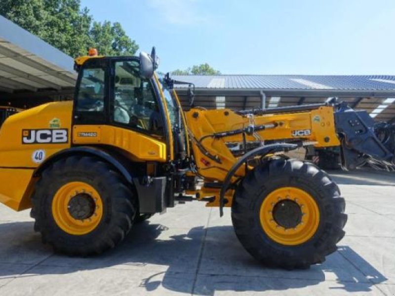 Teleskoplader van het type JCB TM 420 Agri, Gebrauchtmaschine in Sorée (Foto 1)