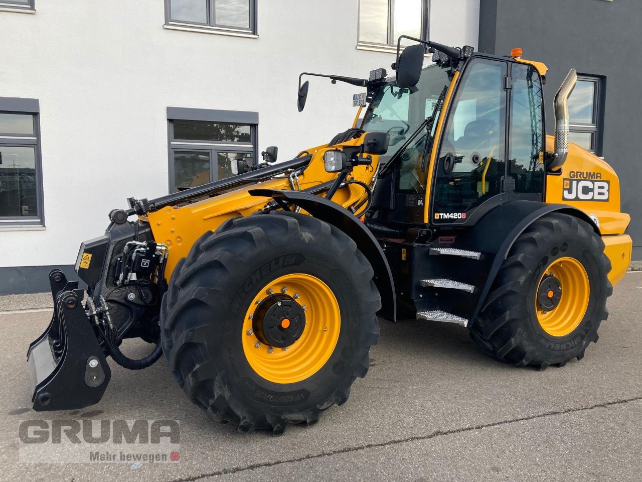 Teleskoplader des Typs JCB TM 420 S, Gebrauchtmaschine in Friedberg-Derching (Bild 1)