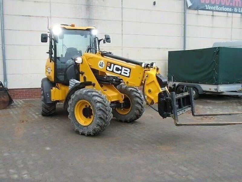 Teleskoplader van het type JCB TM220 Agri, Gebrauchtmaschine in Altenstadt (Foto 1)