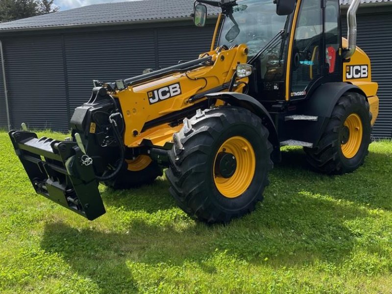 Teleskoplader des Typs JCB TM320 S Agri, Gebrauchtmaschine in Nibe (Bild 1)