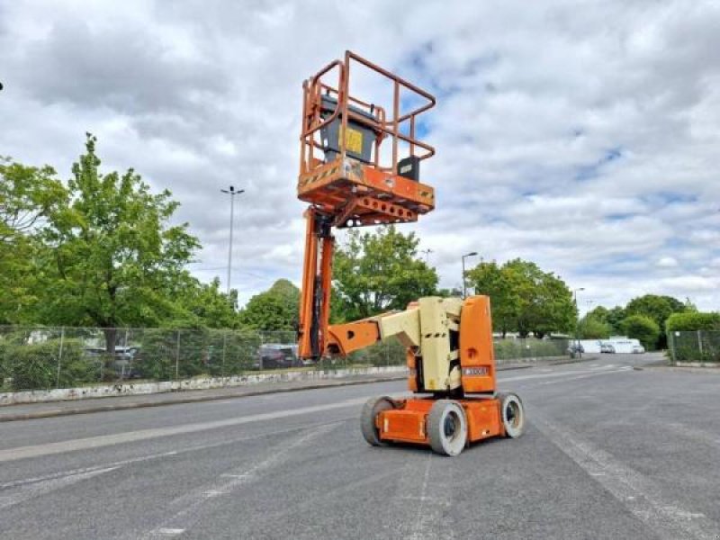 Teleskoplader van het type JLG E300AJP, Gebrauchtmaschine in senlis (Foto 8)