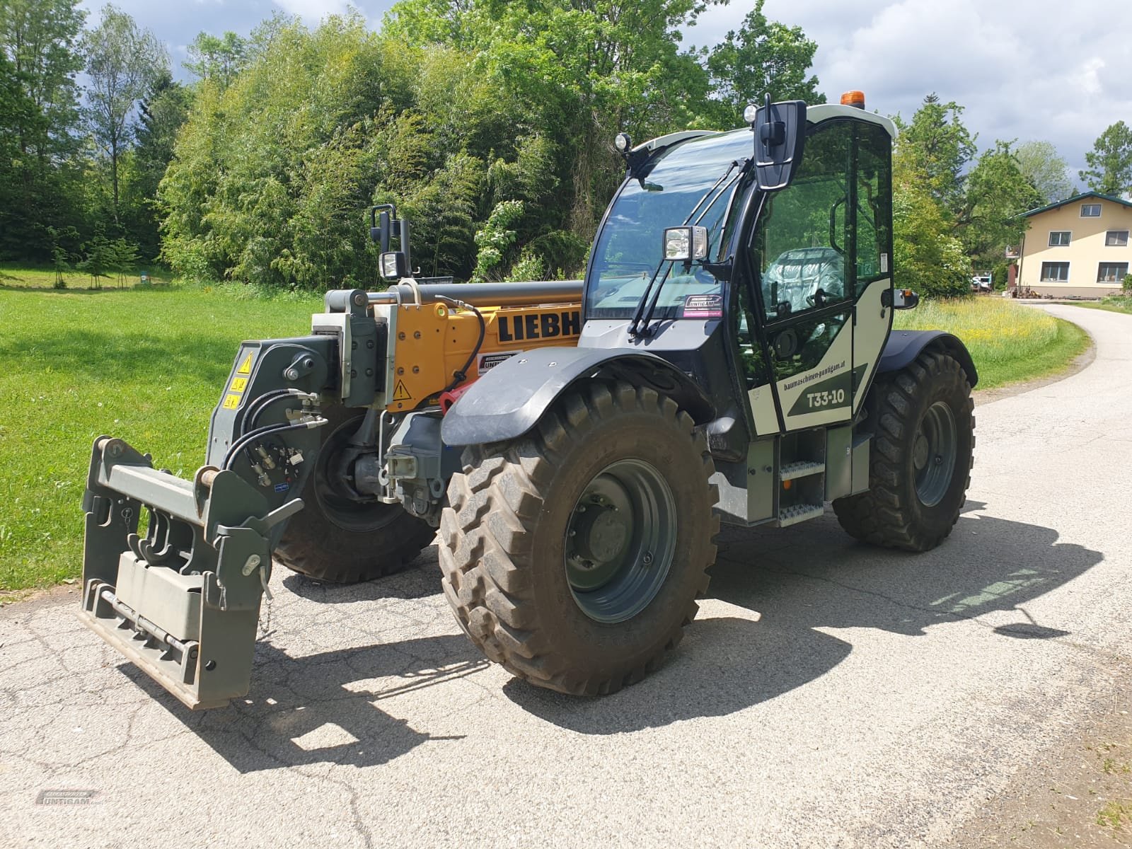 Teleskoplader van het type Liebherr T33-10, Gebrauchtmaschine in Deutsch - Goritz (Foto 3)