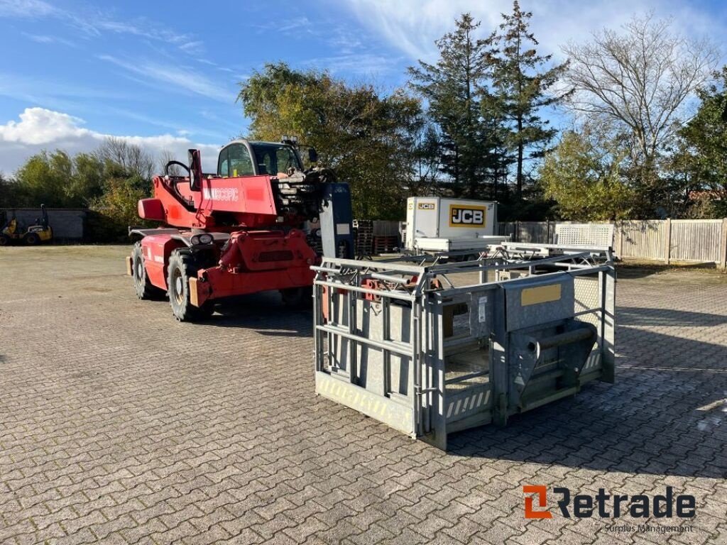 Teleskoplader типа Manitou 2540 Roterbar teleskoplift, Gebrauchtmaschine в Rødovre (Фотография 3)