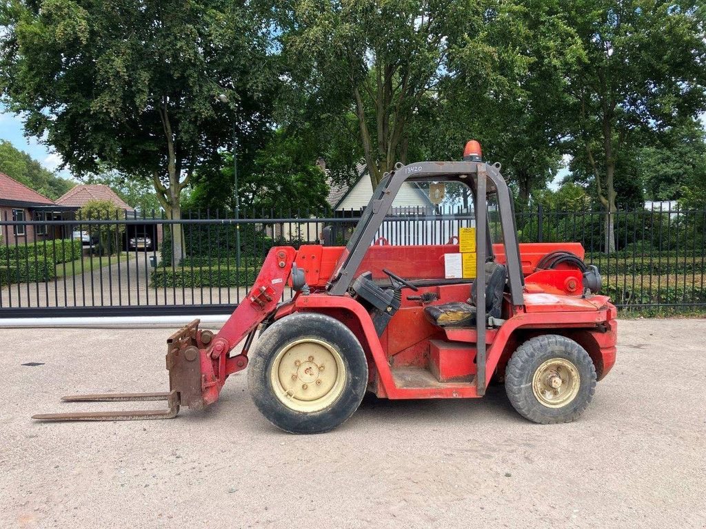 Teleskoplader van het type Manitou BTI220, Gebrauchtmaschine in Antwerpen (Foto 2)