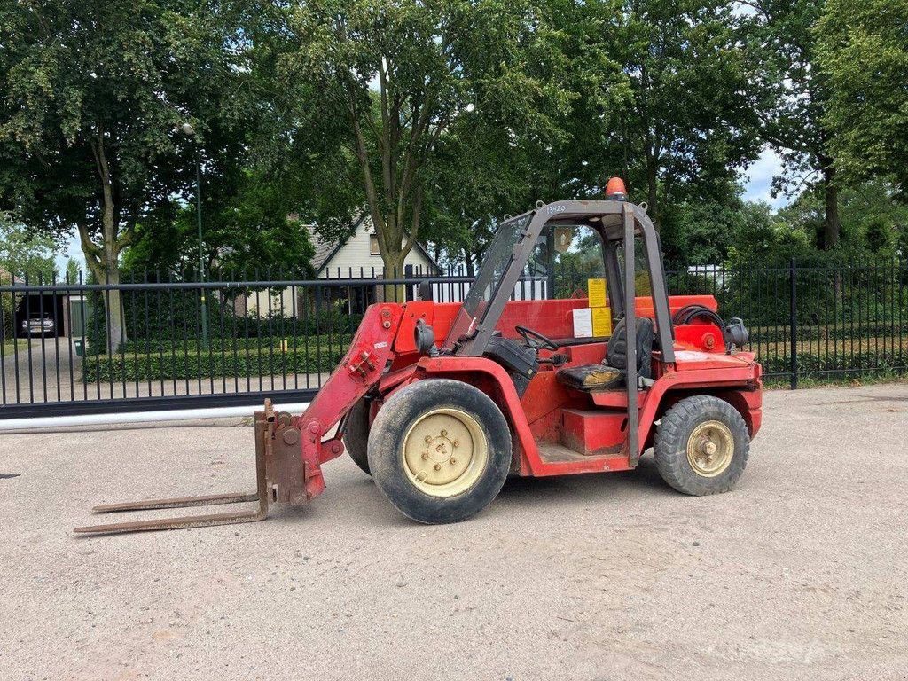 Teleskoplader van het type Manitou BTI220, Gebrauchtmaschine in Antwerpen (Foto 1)